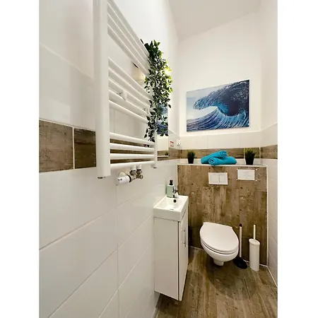 Rum i privatbostad Gamma 10 Min To Old Town *