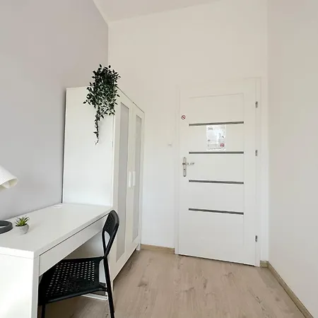 Gamma 10 Min To Old Town Privatunterkunft *