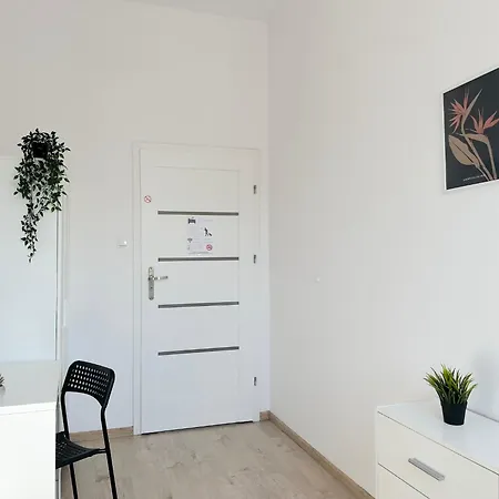 Privatunterkunft Gamma 10 Min To Old Town