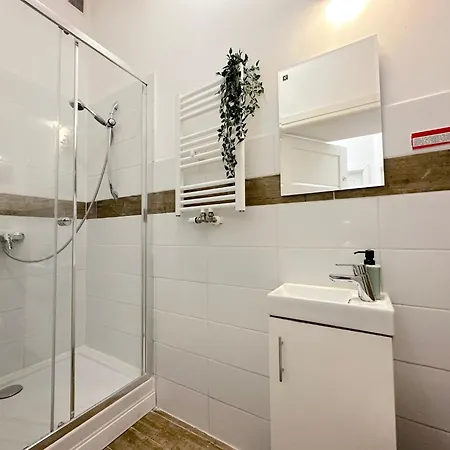 Gamma 10 Min To Old Town *